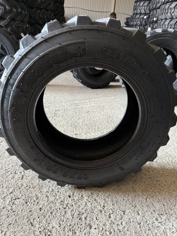 Пневматическая шинa Roadhiker 27x8.50-15 12PR TL SKS