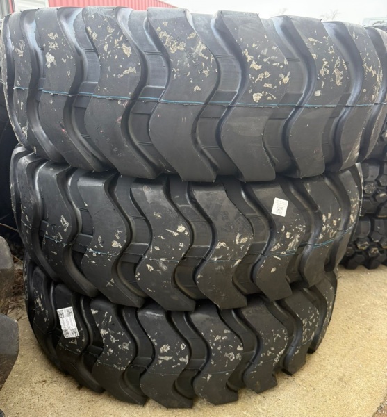 Шинокомплект ROADHIKER 17.5-25 20PR TTF E-3/L-3 W-1