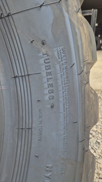 Пневматическая шина 13.00-24 / PR16 STARMAXX SG200 151 A8 G2 TL