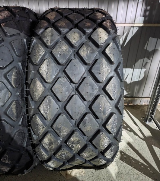 Пневматическая шина 23.1-26 / PR14 OZKA KNK77 TL