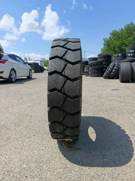 Шинокомплект Aeolus 8.25-15 AIND11 16PR 154/148 A5 TTF