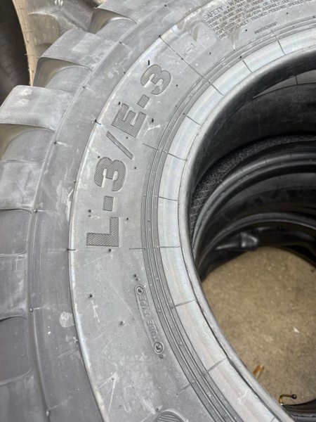 Шинокомплект ROADHIKER 17.5-25 20PR TTF E-3/L-3 W-1