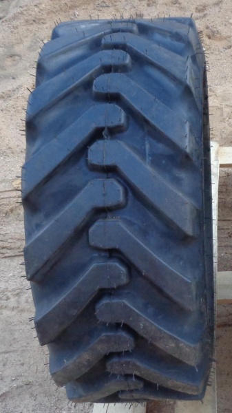 Пневматическая шина 10 - 16.5 / 8 PR Starmaxx SM-ND TL 131 A3