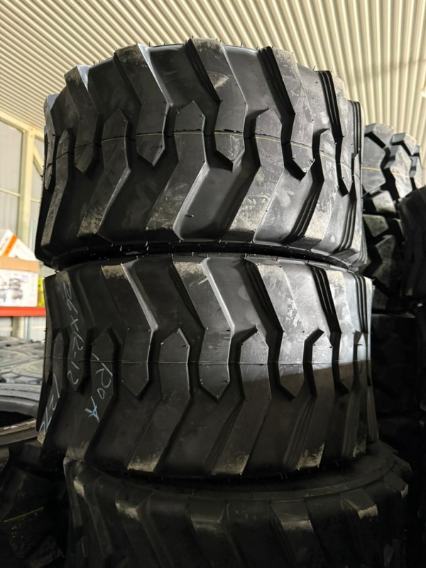 Пневматическая шина ROADHIKER 26x12.00-12 12PR TL SKS