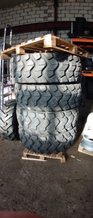 Пневматическая шина 17.5R25 Starmaxx StxRD31 176 A2/153 A8 * L-3/G-3 3STD TL