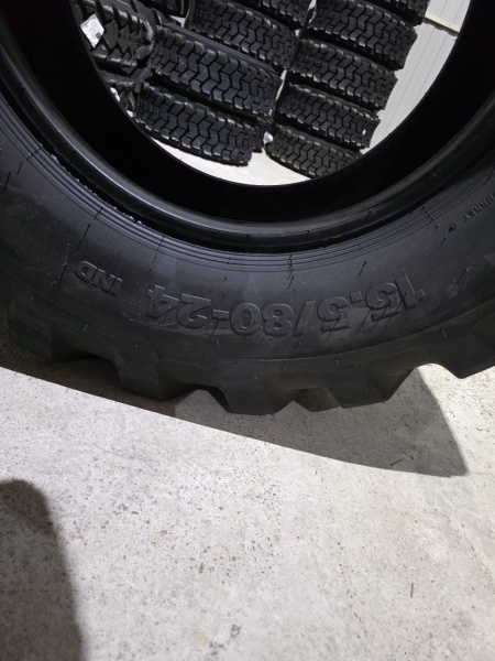 Пневматическая шина 15.5/80-24 / PR16 OZKA IND80 TL