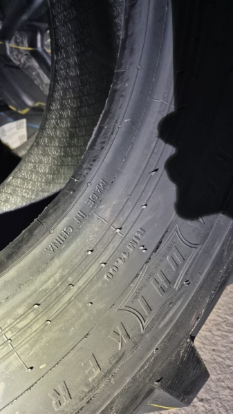 Пневматическая шина Roadhiker 340/80R20 (12.5/80R20) ТL AGRО-INDPRО100 144А8/144B Stеel Bеlted