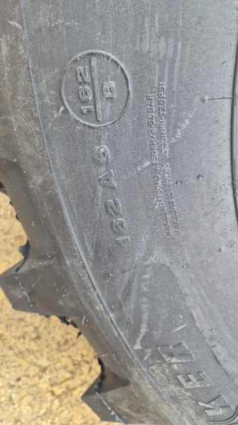 Пневматическая шина Roadhiker 400/80R24 (15.5/80R24) АGRО-INDРRО100 ТL