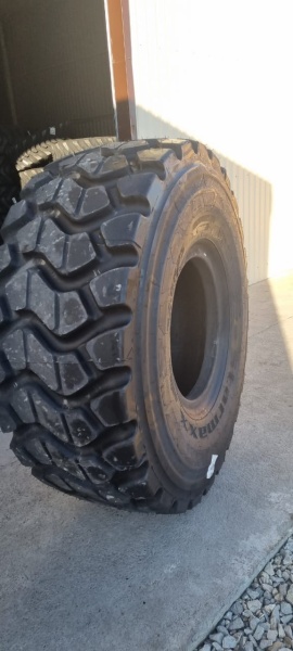 Пневматическая шина 23.5R25 Starmaxx StxL31 ** 201 A2/185 B L-3/E-3 3STD T