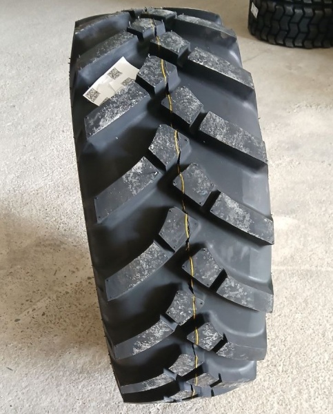 Пневматическая шина Roadhiker 405/70-20 (16.0/70-20) 14PR TL R-4/I-3 INTR4 154 A8