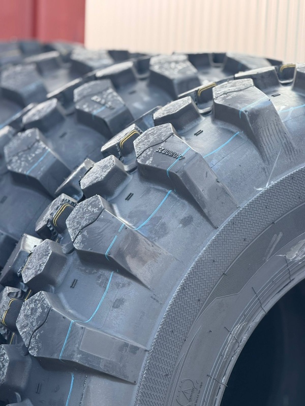 Пневматическая шина Roadhiker 44080R28(16.9R28) TL R-4 MULTIPRO100 156A8/156B